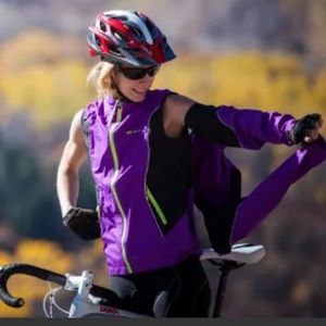 Sugoi Versa woman’s cycling jacket